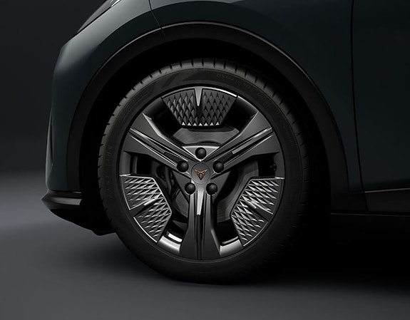 Cupra Raval 4 of 5