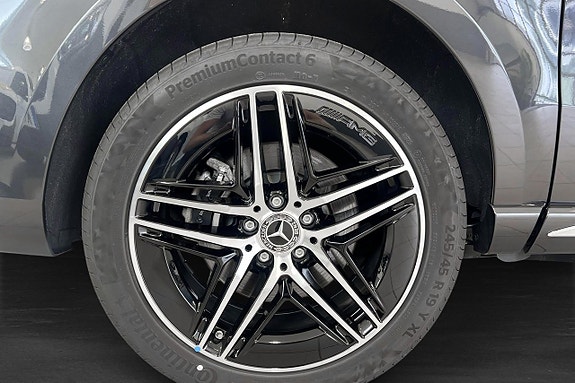 Mercedes-Benz V300 d 5 of 5