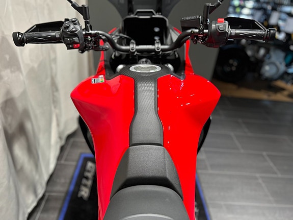 Yamaha TRACER 7 Redline / Omg Lev! 11 of 19