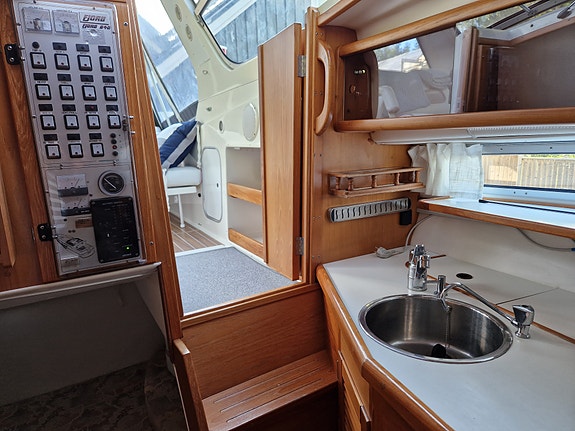 Fjord 280 (840 Dolphin)- 1994 Ny motor- 2022 4 of 5