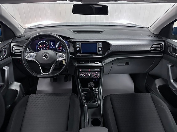 Volkswagen T-Cross 11 of 23