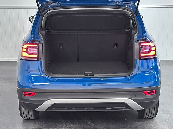 Volkswagen T-Cross 10 of 23