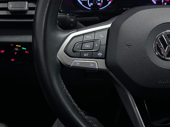 Volkswagen T-Cross 22 of 23