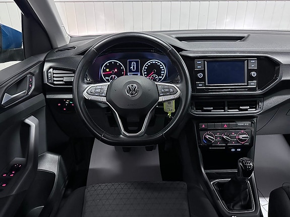Volkswagen T-Cross 18 of 23