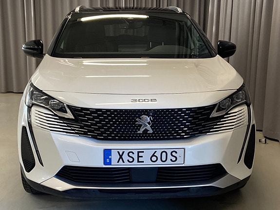 Peugeot 3008 2 of 5