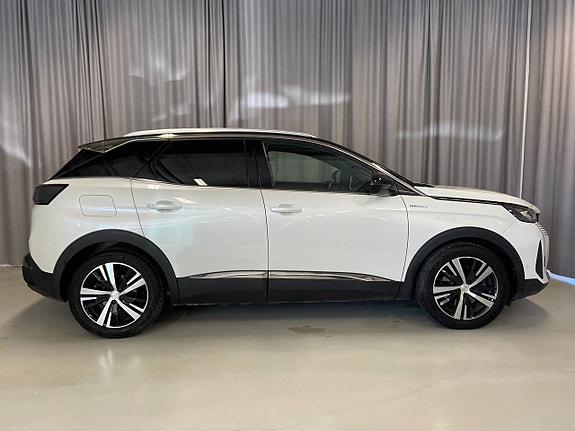 Peugeot 3008 4 of 5
