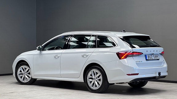 Skoda Octavia 18 of 22