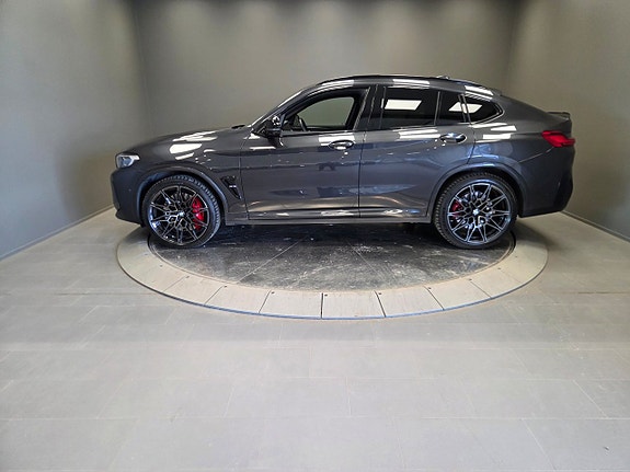 BMW X4 M 2 of 20