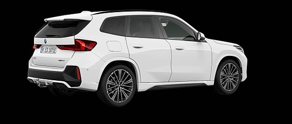 BMW iX1 2 of 3
