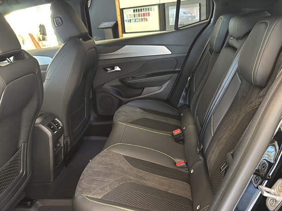 Peugeot 408 9 of 24