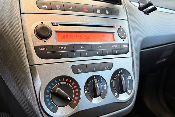 Fiat Grande Punto 16 of 19