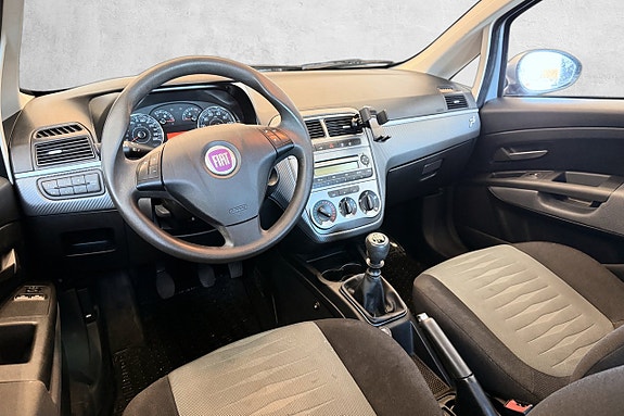 Fiat Grande Punto 12 of 19