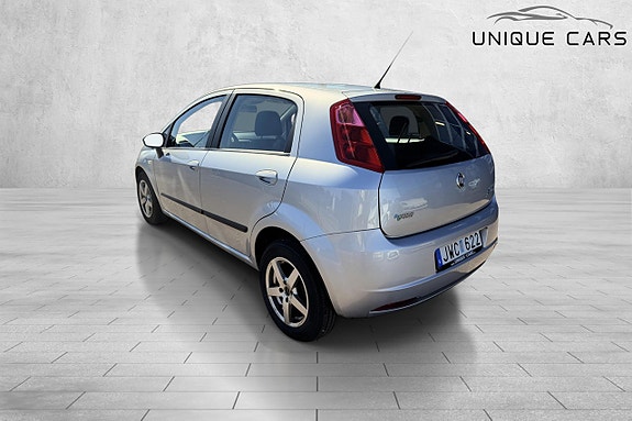 Fiat Grande Punto 5 of 5