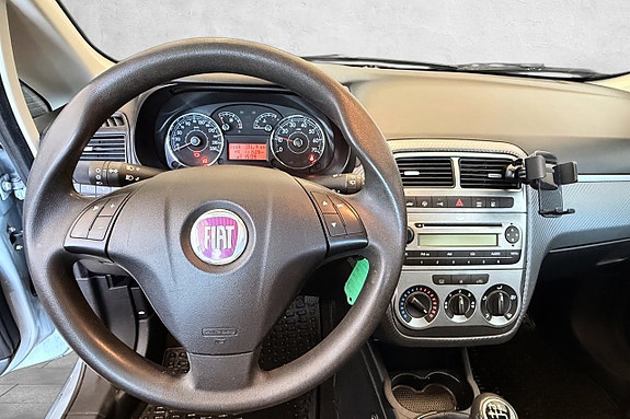 Fiat Grande Punto 14 of 19