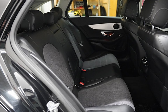 Mercedes-Benz C200 d 21 of 24