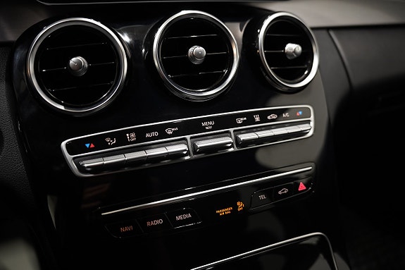 Mercedes-Benz C200 d 14 of 24