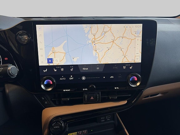 Lexus NX450h+ 14 of 16