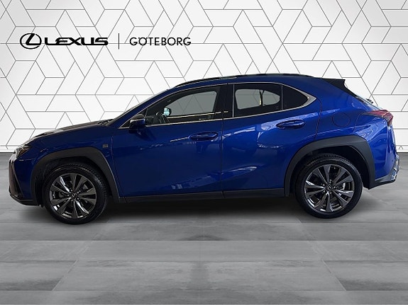 Lexus UX250h 5 of 16