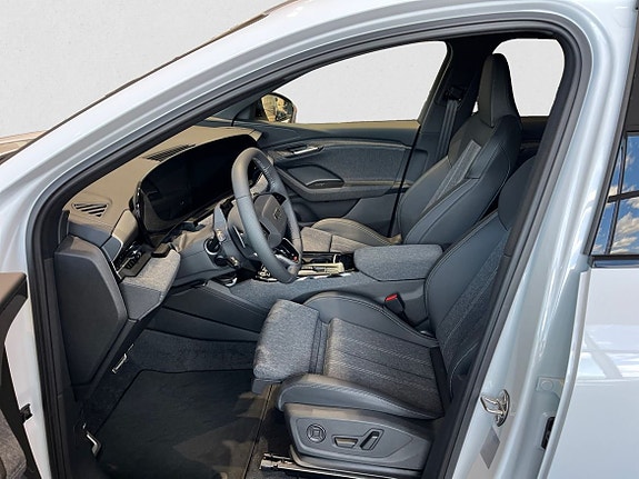 Audi Audi 7 of 13