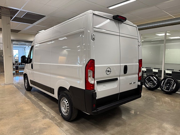 Opel Movano 3 of 5