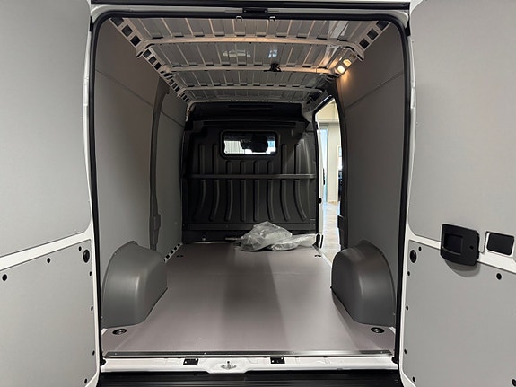 Opel Movano 4 of 5