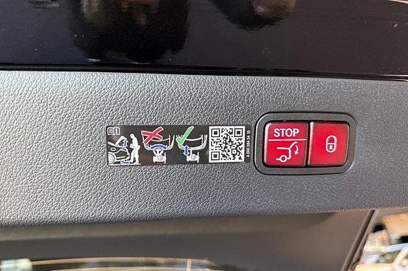 Mercedes-Benz EQS350 15 of 16