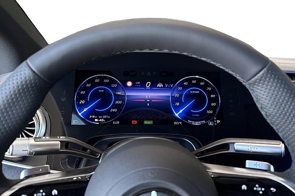 Mercedes-Benz EQS350 9 of 16