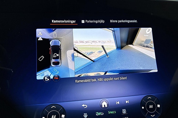 Mercedes-Benz EQS350 16 of 16