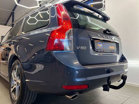 Volvo V50 10 of 23