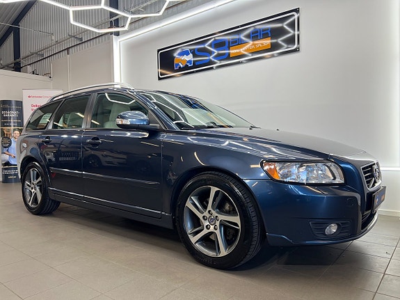 Volvo V50 7 of 23