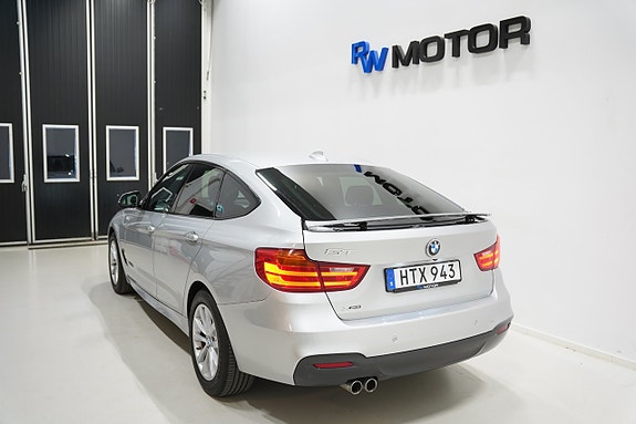 BMW 320d 5 of 5
