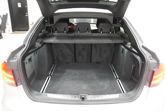 BMW 320d 19 of 20