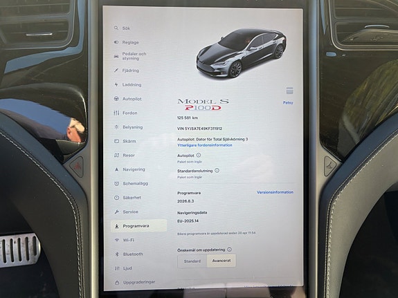 Tesla Model S 19 of 25