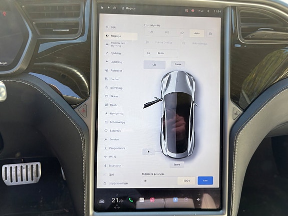 Tesla Model S 16 of 25