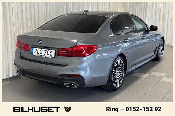 BMW 520d 2 of 5
