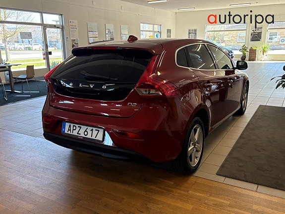 Volvo V40 4 of 5