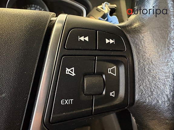 Volvo V40 11 of 15