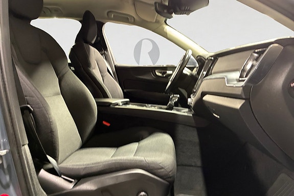 Volvo XC60 15 of 17