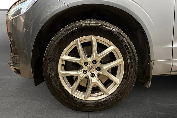 Volvo XC60 16 of 17