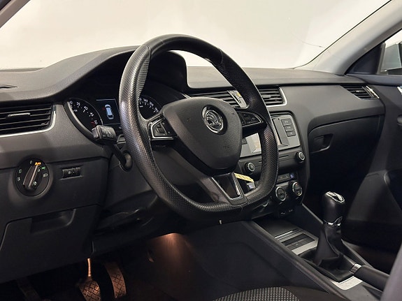 Skoda Octavia 7 of 17