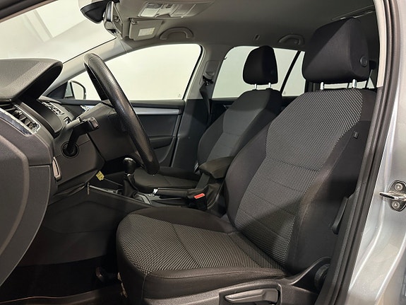 Skoda Octavia 11 of 17