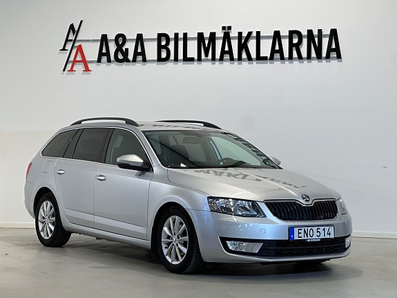 Skoda Octavia 2 of 5