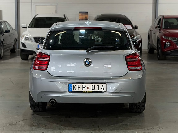 BMW 116d 4 of 26