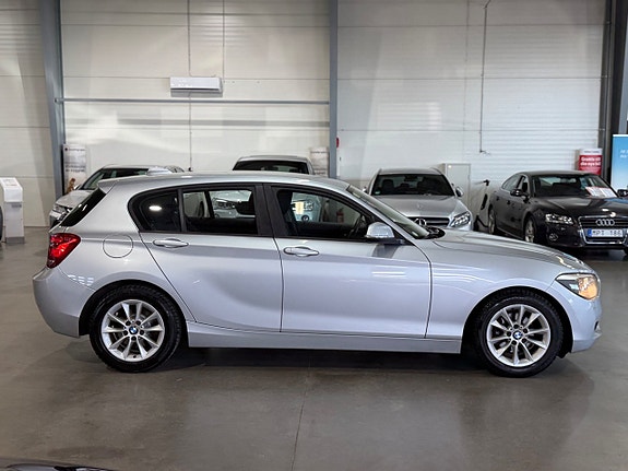 BMW 116d 3 of 5