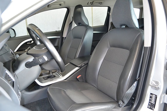 Volvo V70 5 of 5