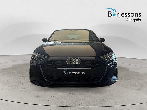 Audi A3 4 of 5