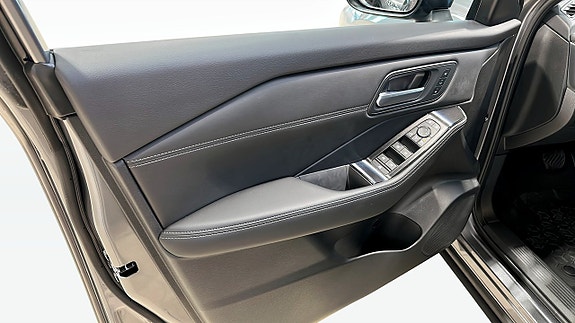 Nissan X-Trail 10 of 24