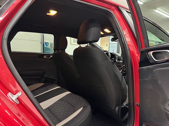Kia Ceed 13 of 27