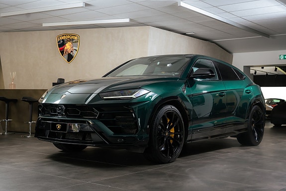 Lamborghini Urus 13 of 14