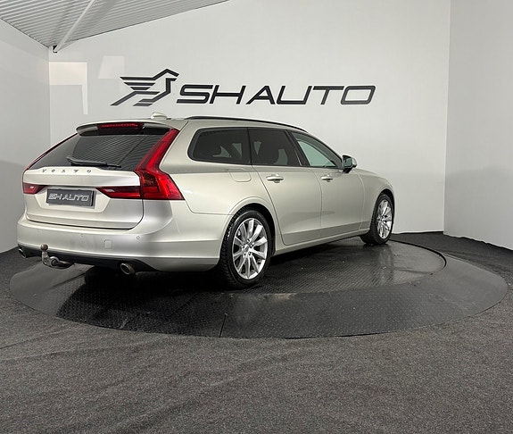 Volvo V90 5 of 18